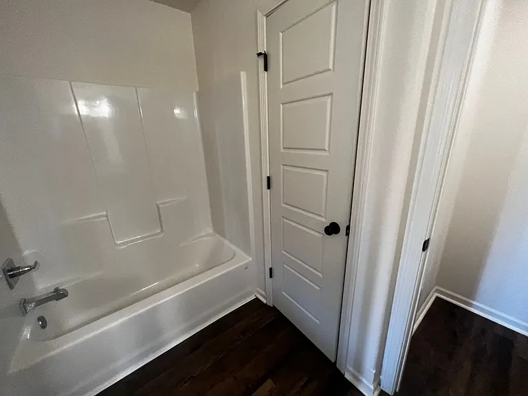 102 Anita Plz — Photo 15