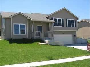 2501 Sawmill Rd, Junction City, KS 66441