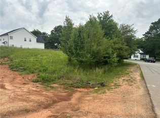 492 Everidge Rd #306, Winston Salem, NC 27103