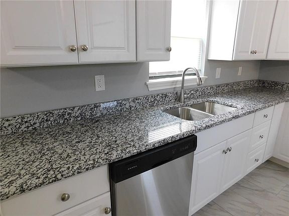 2nd image of 408 Matterhorn St