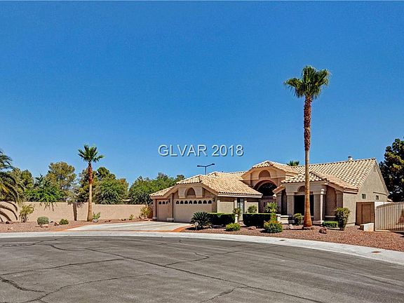 3rd image of 8436 Dutch Hill Ct