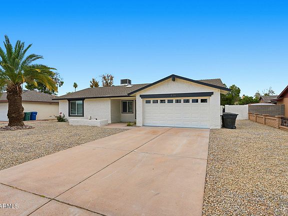 2nd image of 836 W LAGUNA AZUL Avenue
