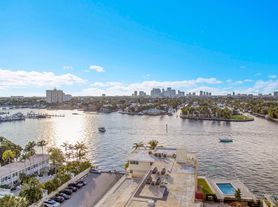 153 N Seabreeze Blvd