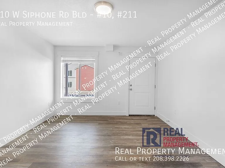 110 W Siphon Rd #BLD-211 — Photo 6