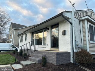 1908 Jamestown Rd, Alexandria, VA 22308