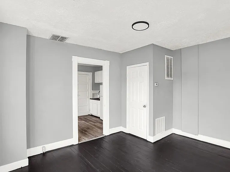 1020 N Rural St — Photo 10