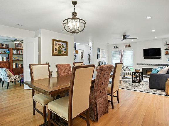 5th image of 202 Dunbarton Cir
