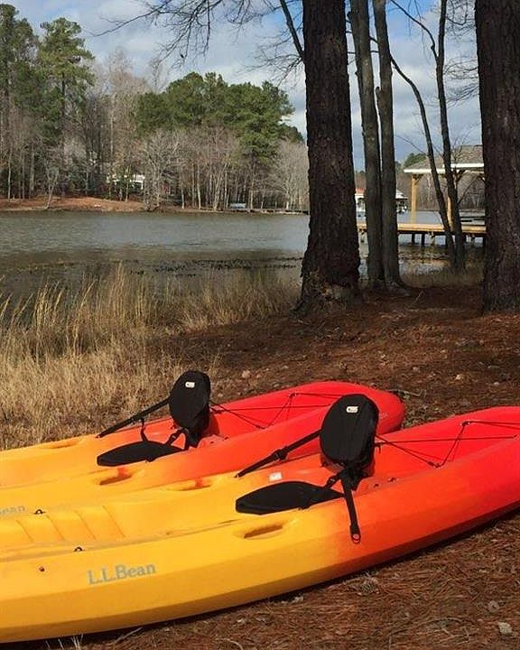 1st image of 15236 Isle Pines Dr