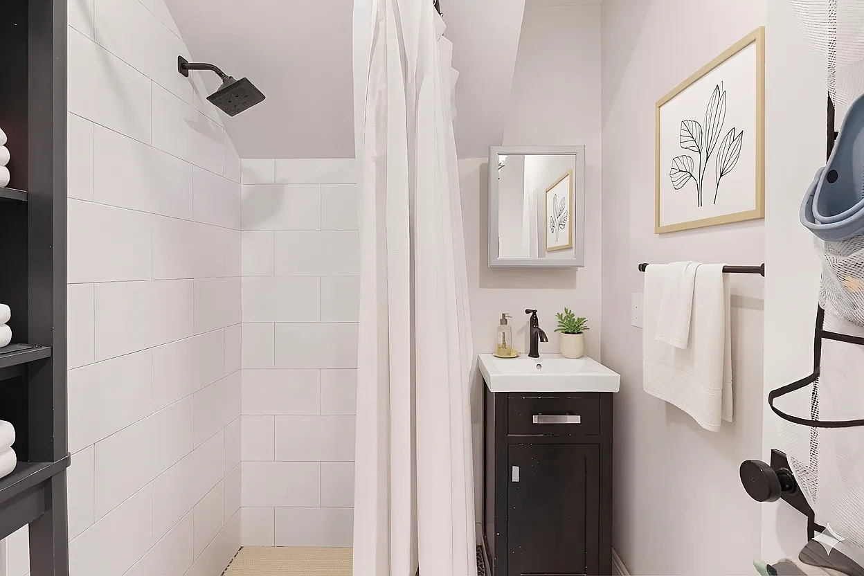 2 bed, 1.0 bath, $3,495 — Photo 4