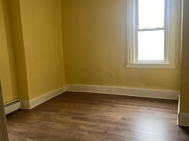 5353 Woodland Ave #2 — Photo 10
