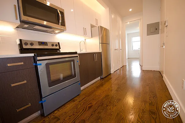 Rented by MySpaceNYC | media 2