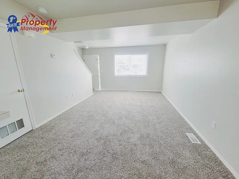 2062 N Gladewater Ave — Photo 5