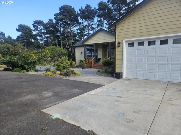 87932 Limpit Ln, Florence, OR 97439