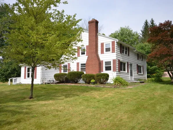 3825 Ira Rd, Akron, OH 44333