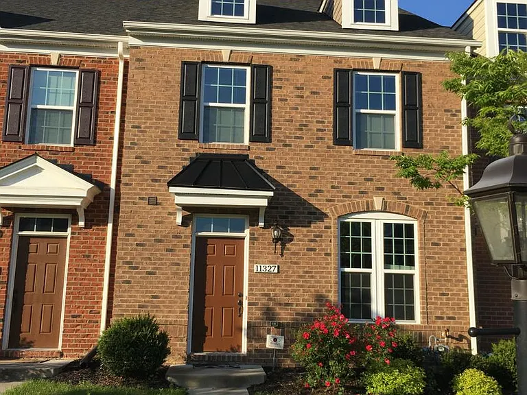 11327 Sadler Walk Ln — Photo 1