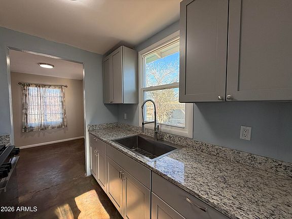4th image of 91 NEPTUNE Avenue