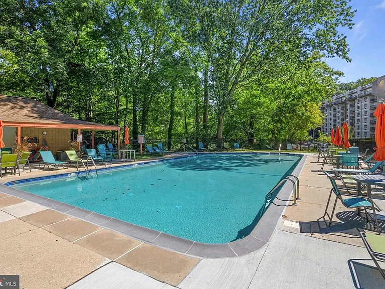 800 Avondale Rd #5F — Photo 11