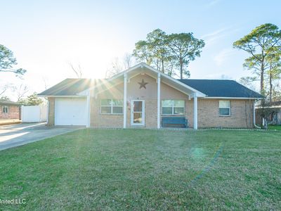907 Catalpa Ct, Gulfport, MS, 39503
