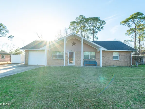 907 Catalpa Ct, Gulfport, MS 39503