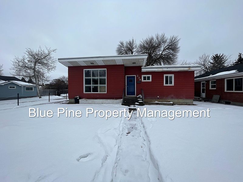 1st image of 238 E 18th St