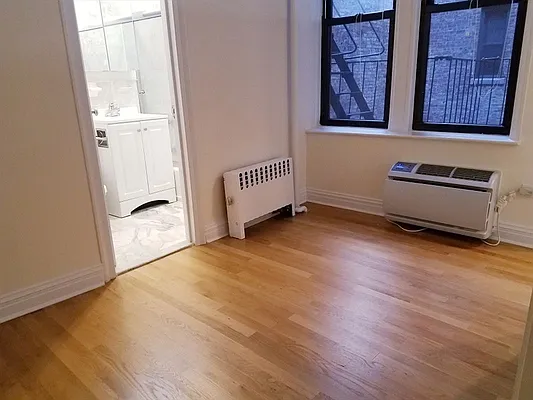 Rented by Metropolitan Property Group | media 7