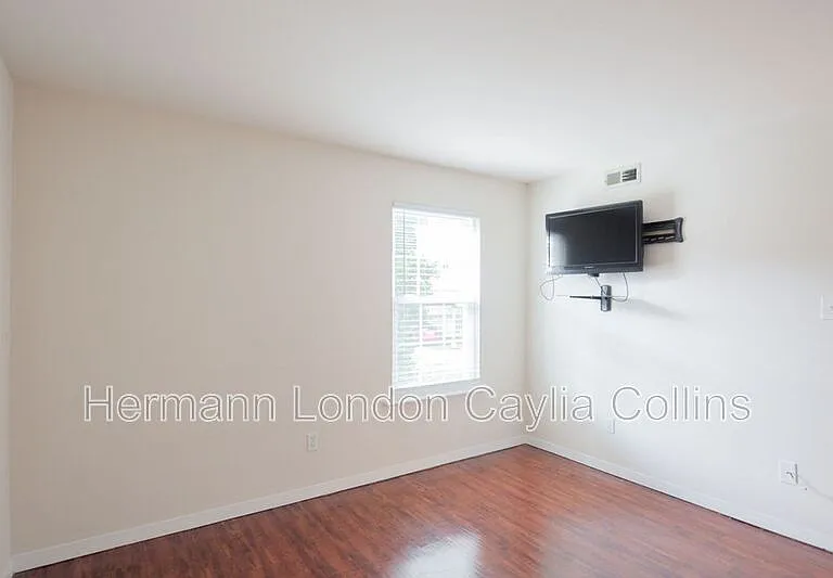 725 Ridgeside Dr #H — Photo 10