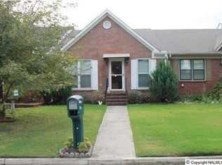 304 College St NW, Hartselle, AL 35640