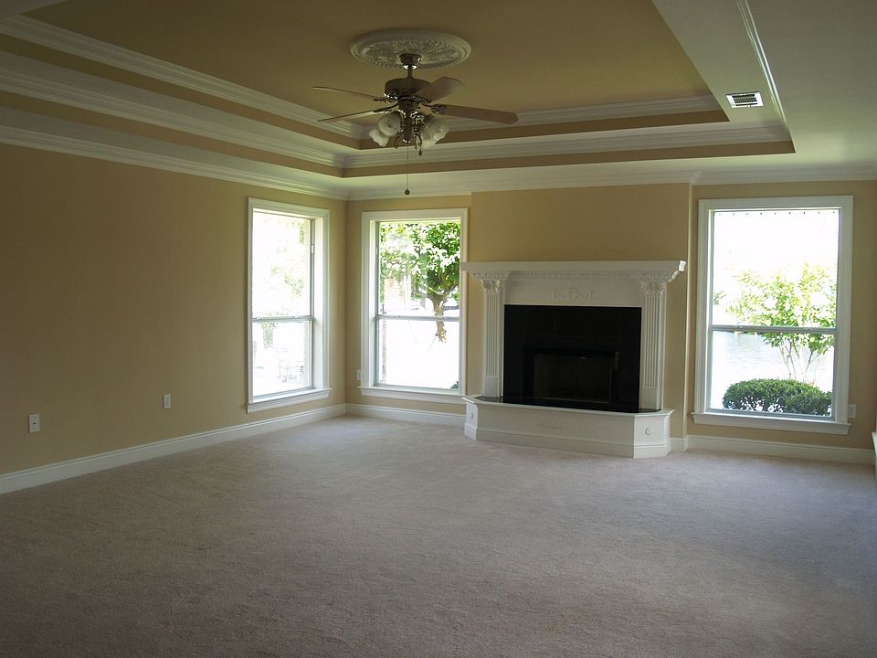 2nd image of 136 Pebble Beach Dr
