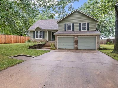 15208 W 152nd St, Olathe, KS, 66062