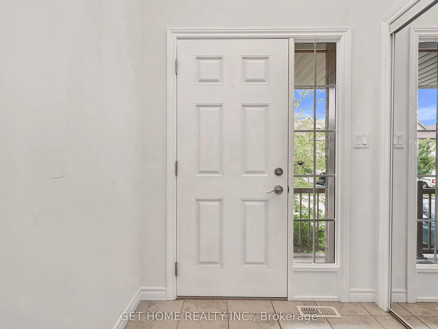3 bed, $3,300 — Photo 4