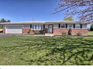 67 Magnolia Dr, Mertztown, PA 19539