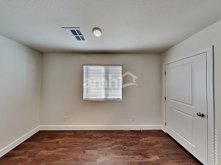 567 Lotus Land Ave — Photo 17