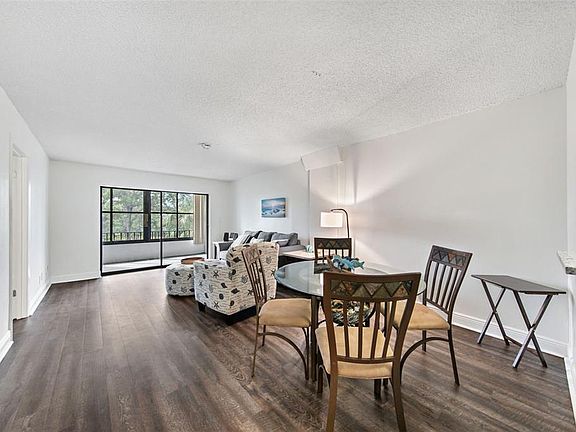 206 Tarpon Point, Tarpon Springs, FL 34689 | MLS #A4583218 | Zillow