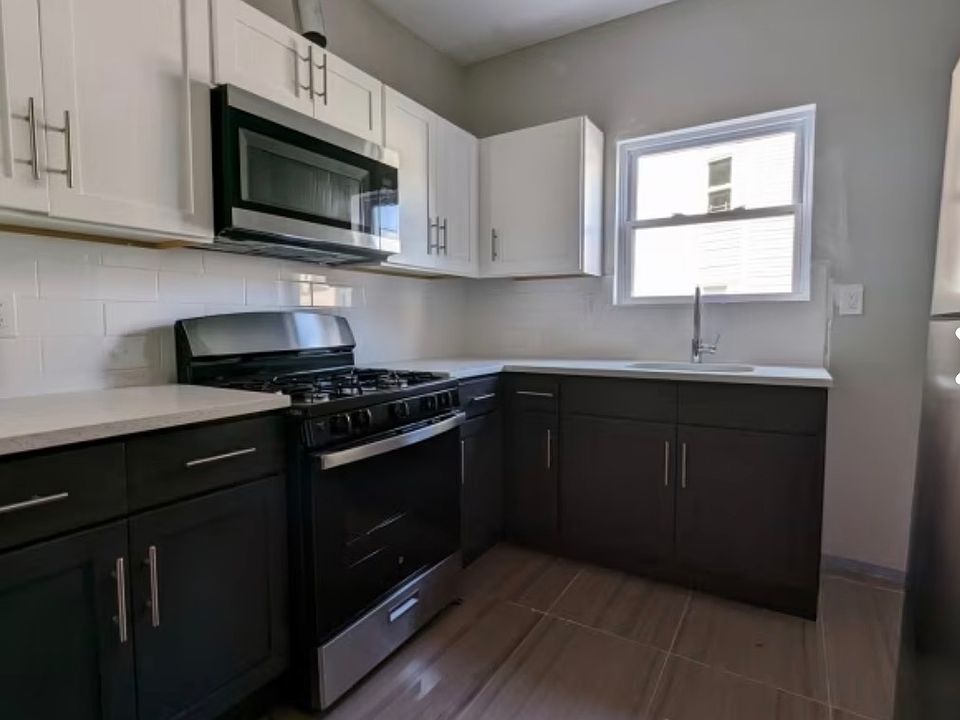 1st image of 43 N 16th St #A