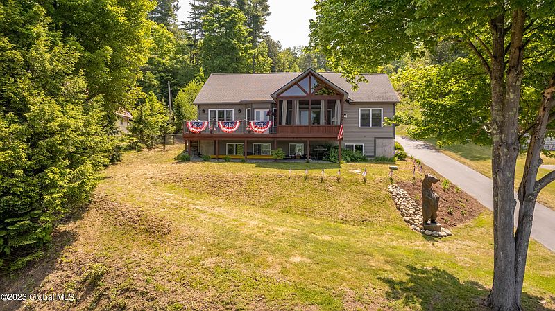 2nd image of 788 S Shore Road