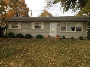 3135 Brentwood Dr, Quincy, IL 62301