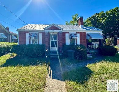 915 Chalmers St, Martinsville, VA, 24112