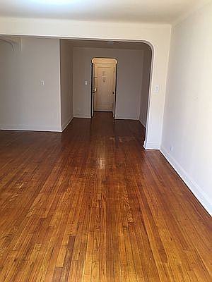 3rd image of 135-10 Grand Central Pkwy #315