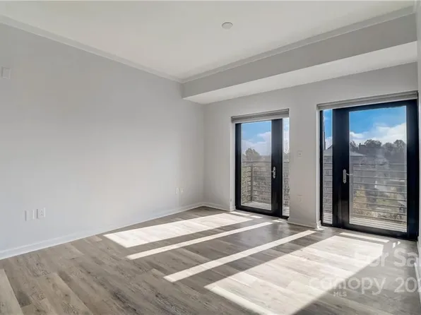 715 Church St Unit 502, Charlotte, NC 28202
