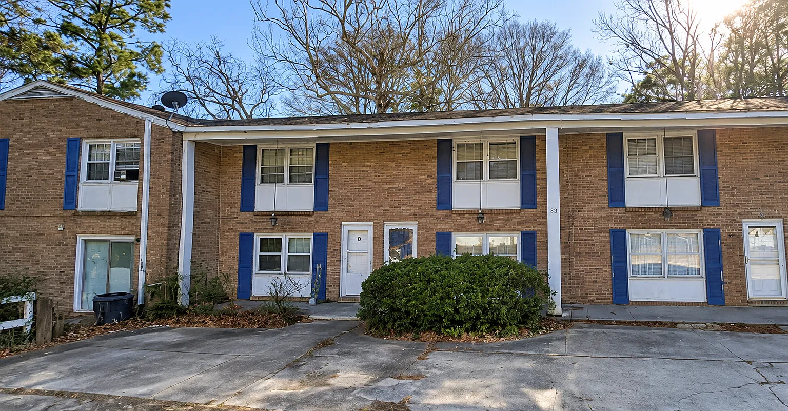 2 bed, 1.5 bath, 1151 sqft, $1,395 — Photo 1
