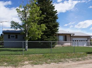 15 Brown Rd, Wheatland, WY 82201