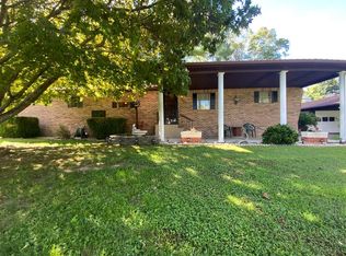 4044 Water Plant Rd, Byrdstown, TN 38549