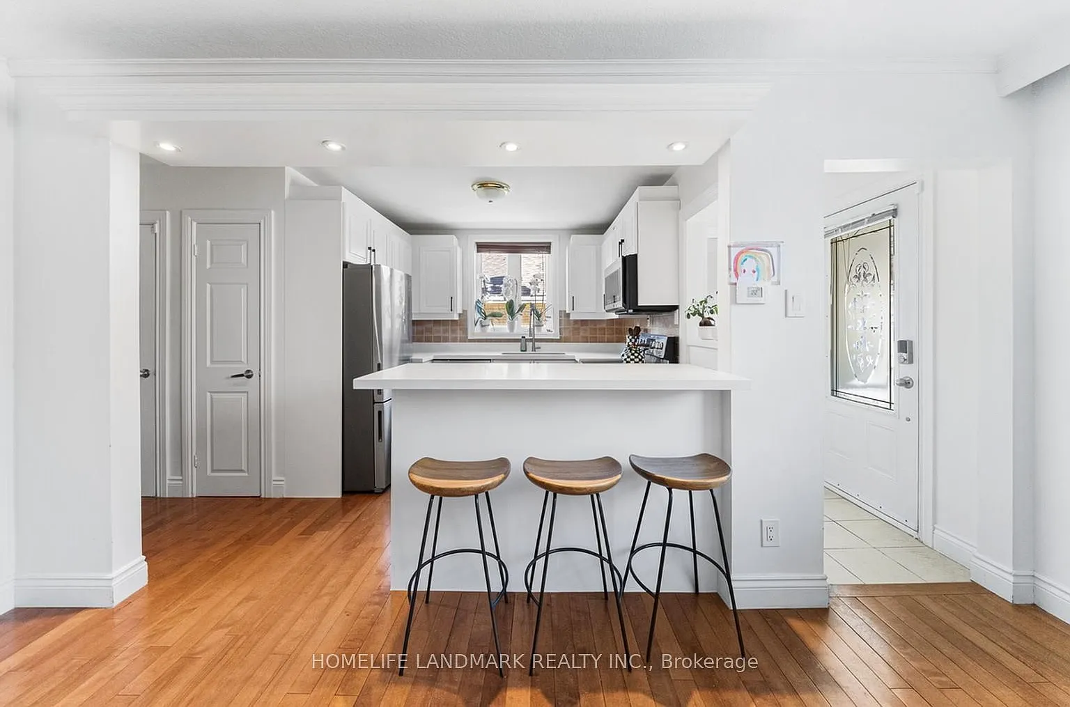 3 bed, $3,200 — Photo 3