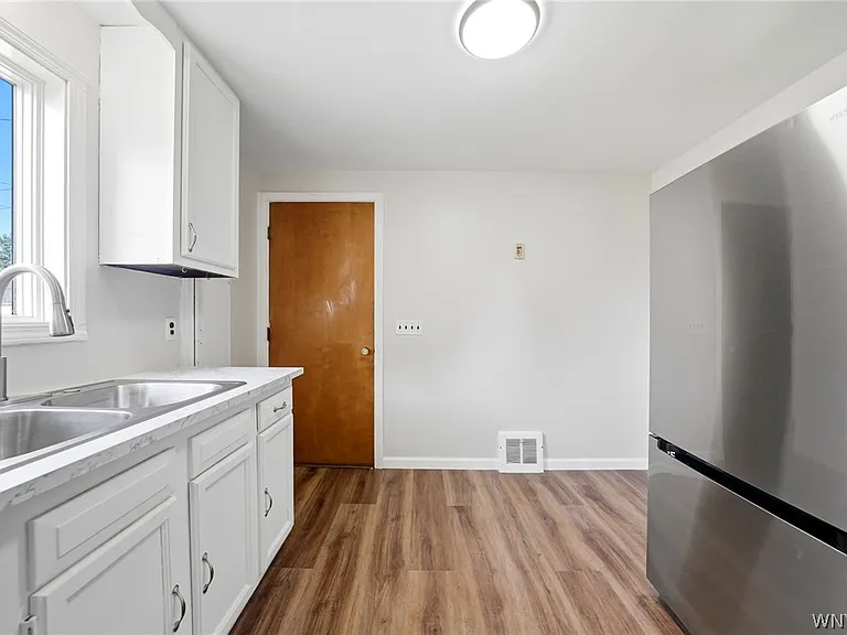 66 Cleveland Dr — Photo 11