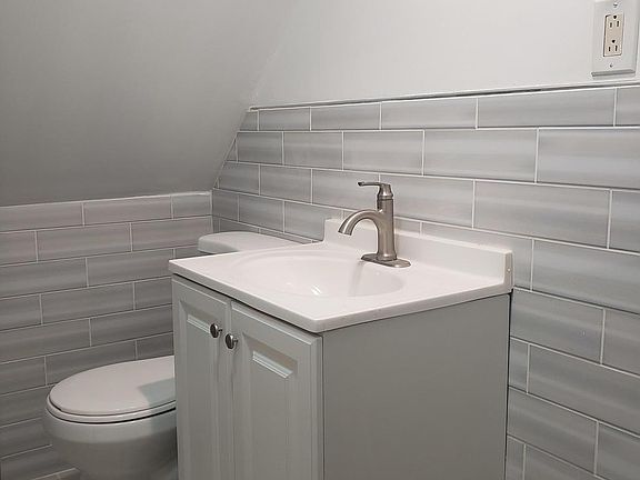 5th image of 1728 N Keeler Ave #2