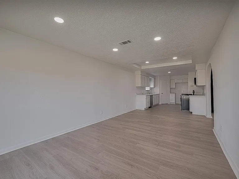 6219 Canada Dr — Photo 12