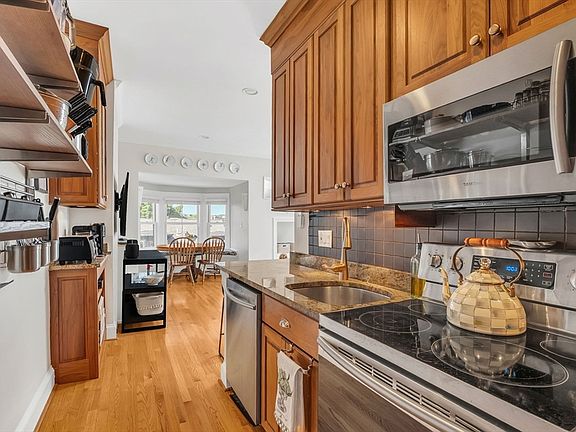 4th image of 37 Worcester St APT 5