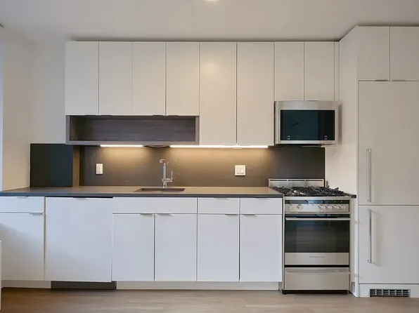 70 West 37th Street image 4 of 17