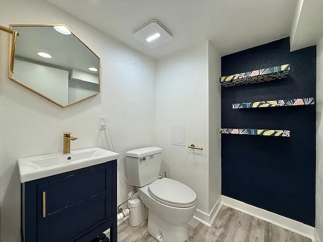 1007 E Carlisle Ave — Photo 11