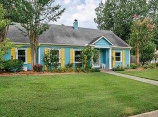 1290 Cherry Rd, Memphis, TN 38117